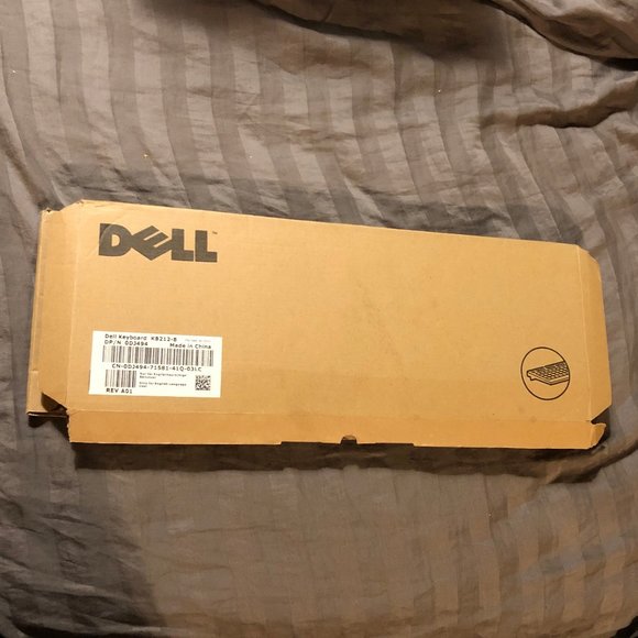 Dell KB212-B Keyboard - LIke New - Picture 4 of 7